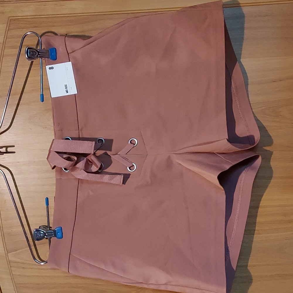 Express dress shorts 8 pink